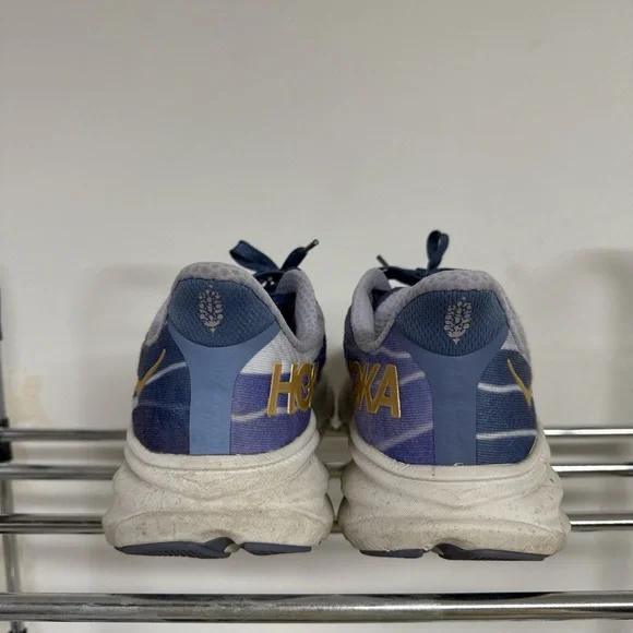 Hoka x Free People Movement Clifton 9 - Picture 2 of 5